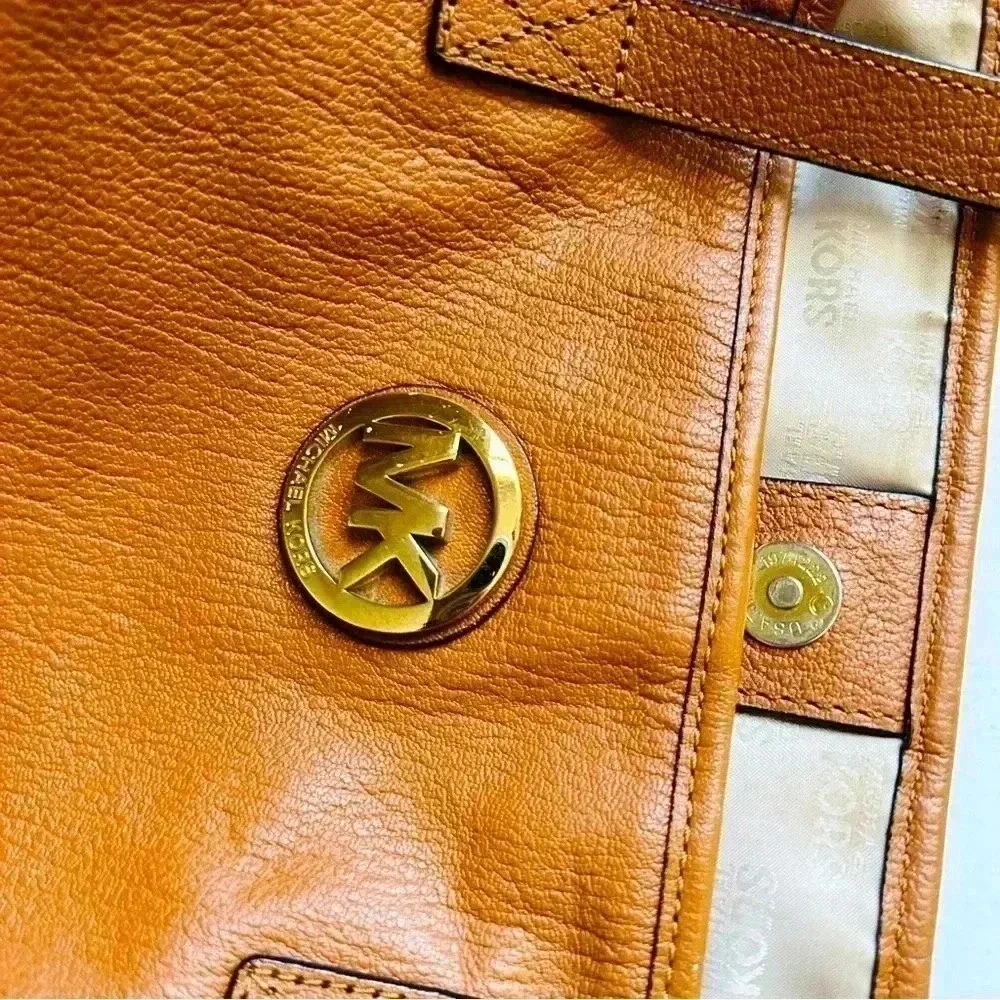 Micheal Kors Large Leather Tote